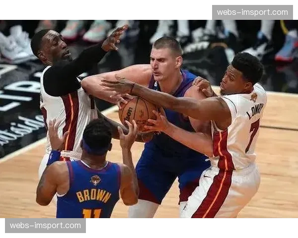 数据深挖:2025赛季王牌队进攻效率创联盟历史新高的背后 数据深挖:2025赛季王牌队进攻效率创联盟历史新高的背后