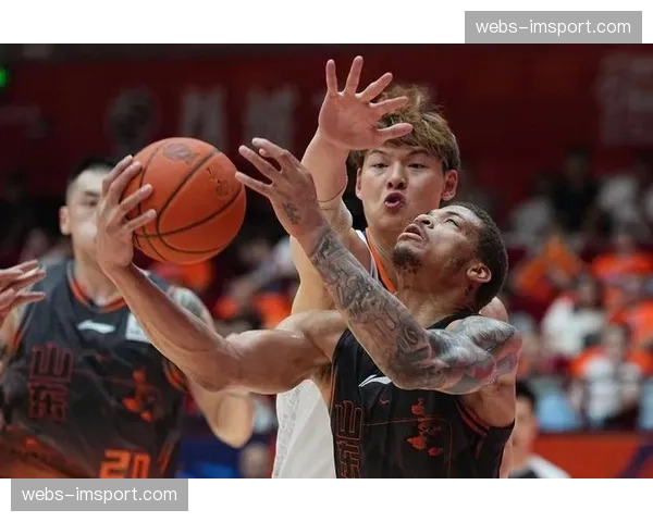 上海久事96-68大胜山东高速，总比分2-0挺进四强